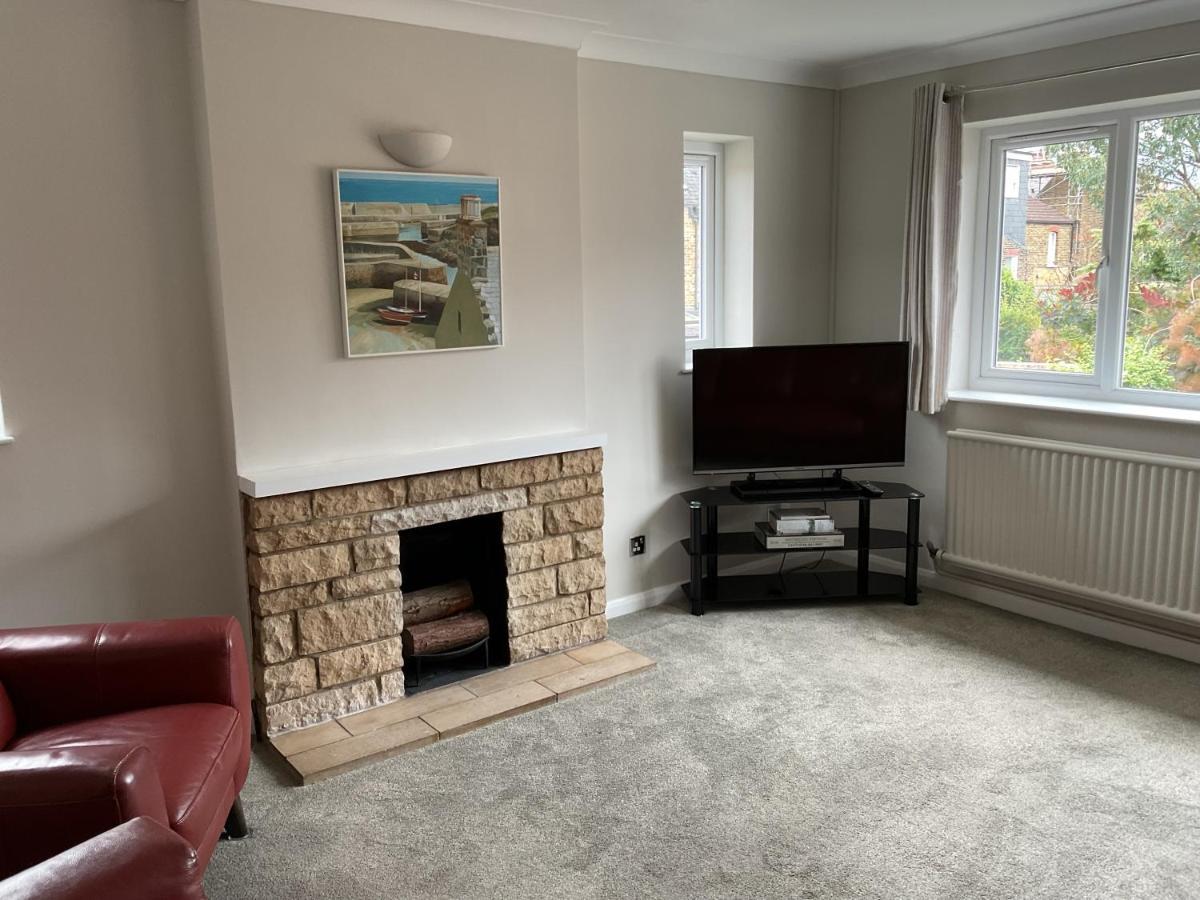 Large 2-Bedroom Maisonette With Free Parking Twickenham Dış mekan fotoğraf