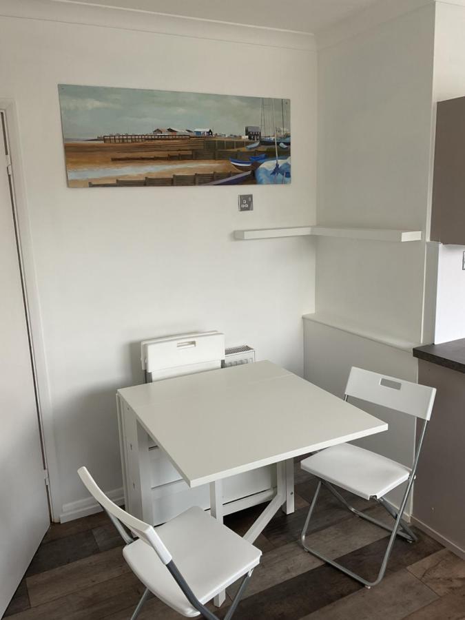 Large 2-Bedroom Maisonette With Free Parking Twickenham Dış mekan fotoğraf